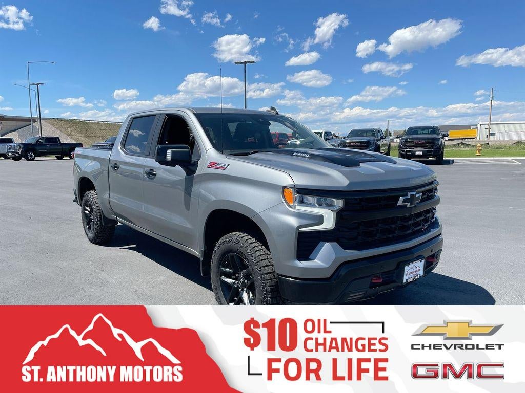 2024 Chevrolet Silverado 1500 LT Trail Boss in Sterling Gray Metallic — front three-quarter view